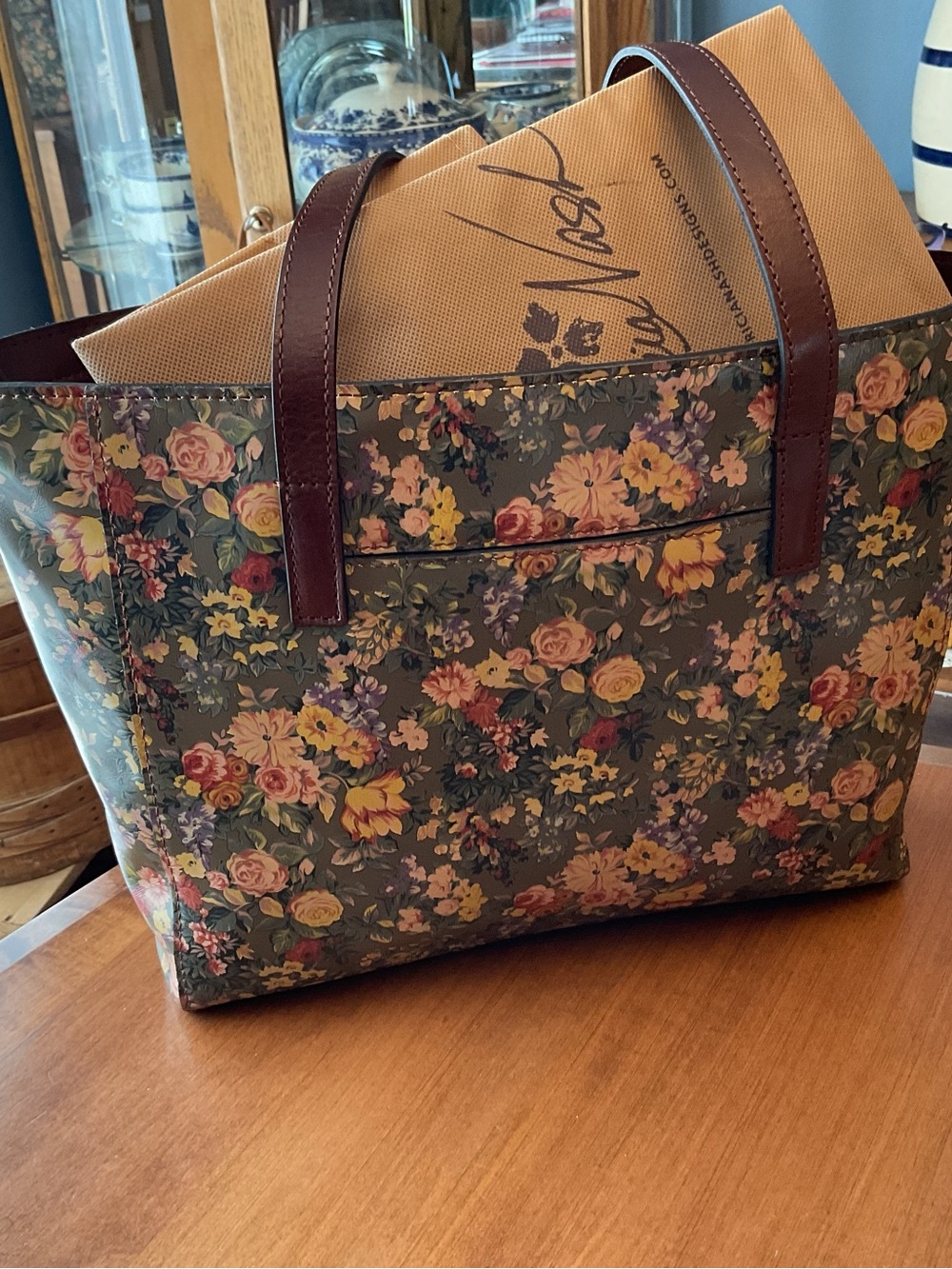 Patricia Nash Floral English Country Varsi Tote with Terresa Wallet Olive Green - Picture 2 of 16